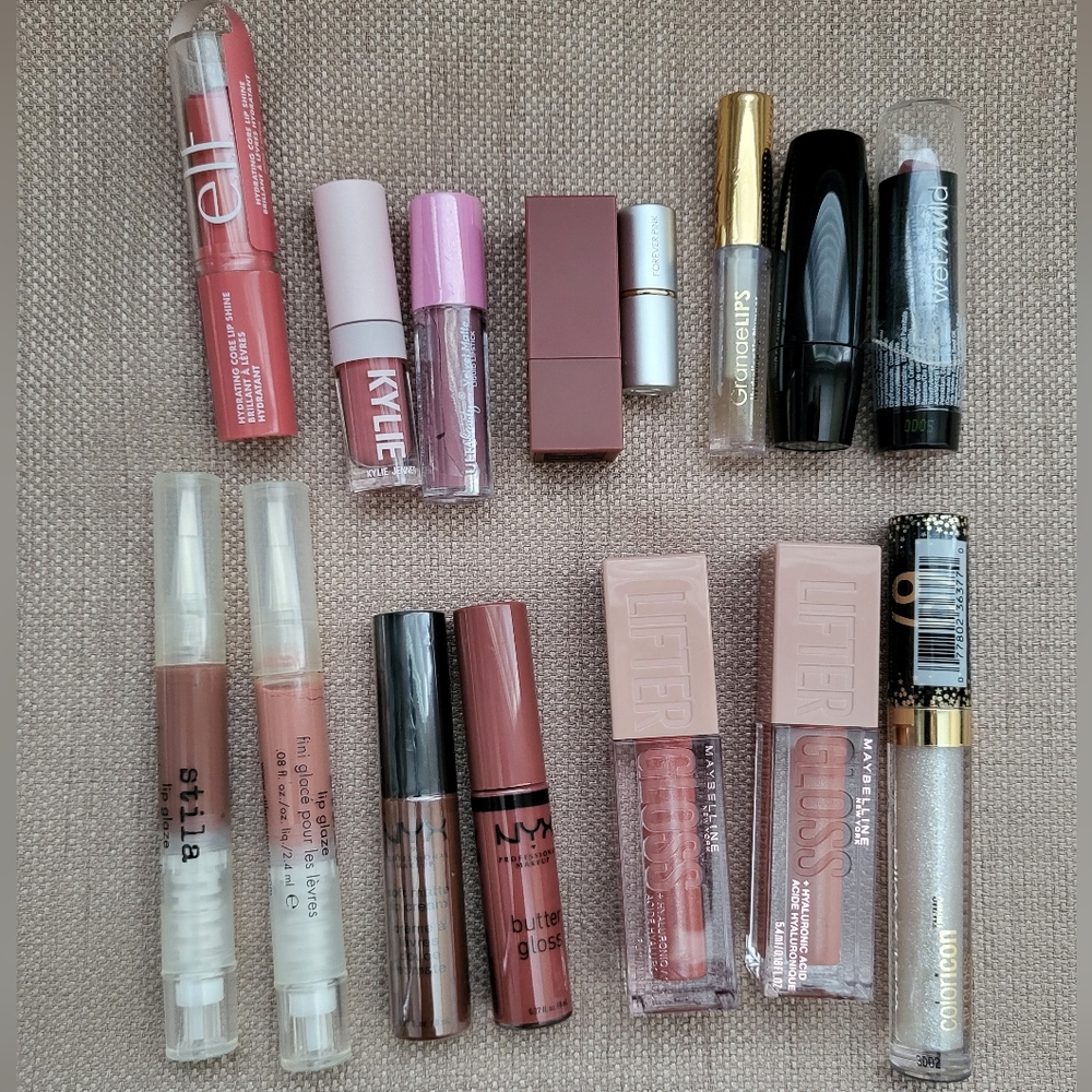 Lipstick & Lip Gloss Bundle